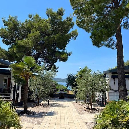Dalmaris Camp - Prestige Mobile Homes Біоград-на-Мору Екстер'єр фото