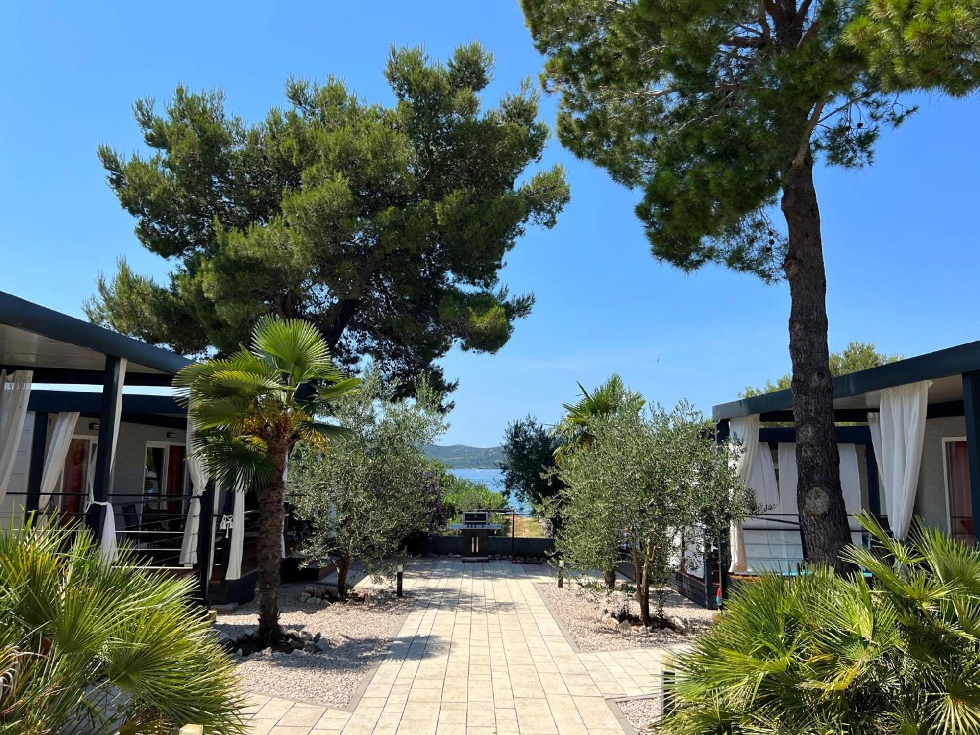 Dalmaris Camp - Prestige Mobile Homes Біоград-на-Мору Екстер'єр фото